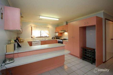 Property photo of 8 Sandringham Court Thurgoona NSW 2640