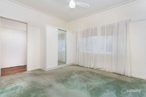 Property photo of 1 Mahon Avenue Kennington VIC 3550