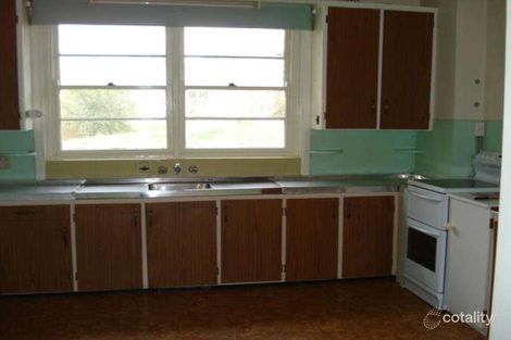 Property photo of 16 Thorpe Avenue Queanbeyan NSW 2620