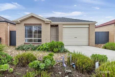 7 Clematis Cres, Manor Lakes, VIC 3024