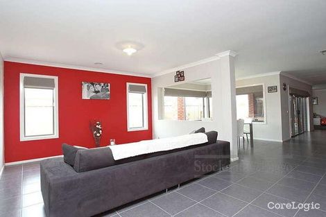 Property photo of 46 Papillon Parade Tarneit VIC 3029