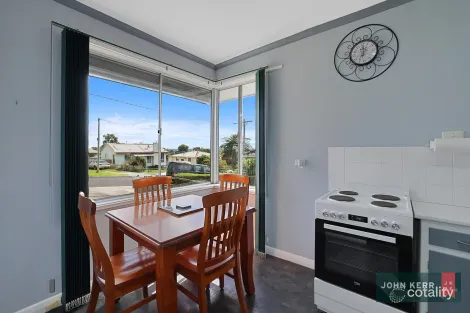 Property photo of 23 Mann Street Moe VIC 3825