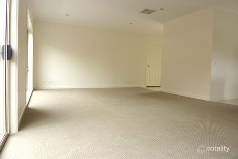 Property photo of 2/43-45 Leman Crescent Noble Park VIC 3174