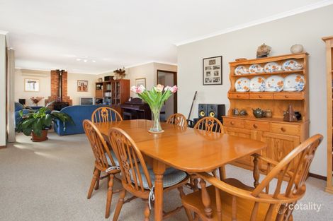 Property photo of 3 Stuart Close Illawong NSW 2234