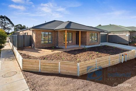 Property photo of 1 Waterway Court Kilmore VIC 3764