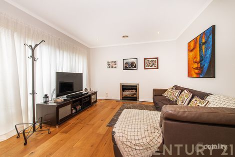 Property photo of 8 Augusta Square Heatherton VIC 3202