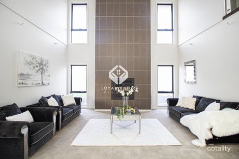 Property photo of 16 Spinnaker Rise Point Cook VIC 3030