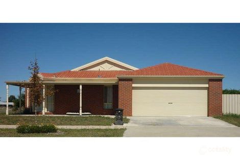 Property photo of 11 McTavish Boulevard Horsham VIC 3400