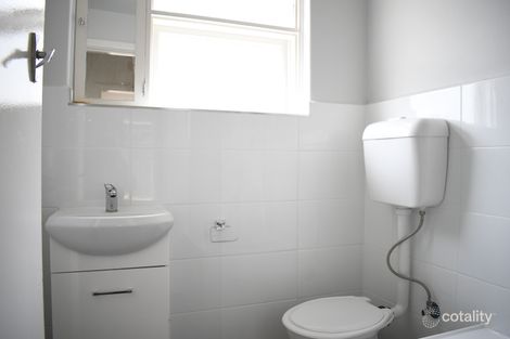 2/13a Lewisham Rd, Windsor, VIC 3181