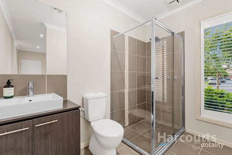 Property photo of 11 Albida Parade Lyndhurst VIC 3975
