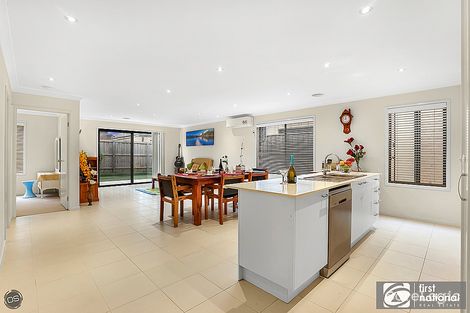 Property photo of 18 Jolimont Road Point Cook VIC 3030