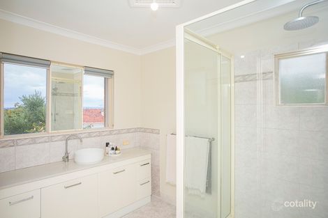Property photo of 28 Sydenham Road Doubleview WA 6018
