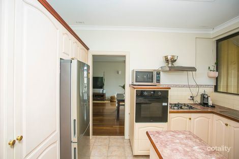 Property photo of 28 Sydenham Road Doubleview WA 6018