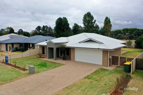 Property photo of 77 Sommerfeld Crescent Chinchilla QLD 4413