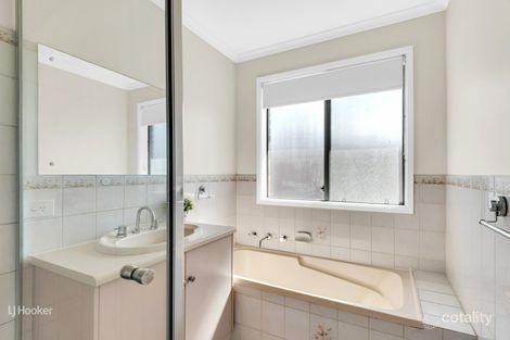 Property photo of 27 Burns Avenue Pooraka SA 5095