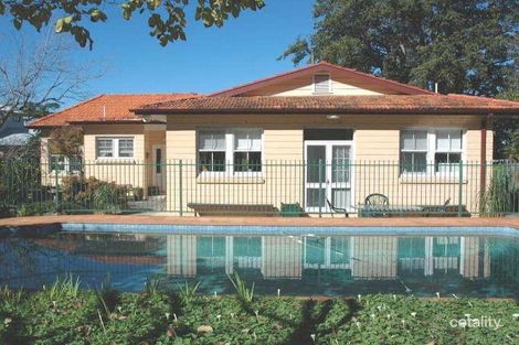 17 Rosemead Rd, Hornsby, NSW 2077