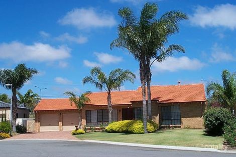 17 Oriole St, Stirling, WA 6021