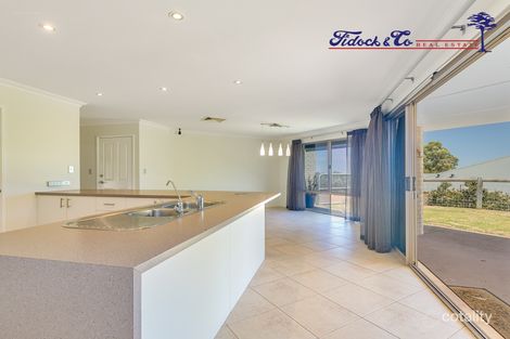 Property photo of 40 Kobus Heights Roleystone WA 6111