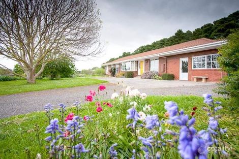 201 Panorama Dr, Gisborne, VIC 3437