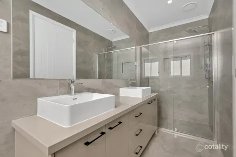 Property photo of 1 Ambient Crescent Beveridge VIC 3753
