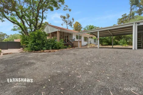 90 Forrest St, Sawyers Valley, WA 6074