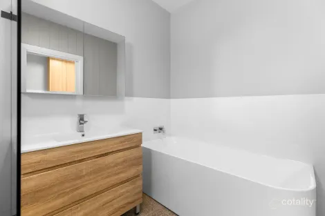 Property photo of 52 Main Street Junee NSW 2663