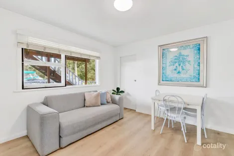 Property photo of 3 Elanora Road Elanora Heights NSW 2101