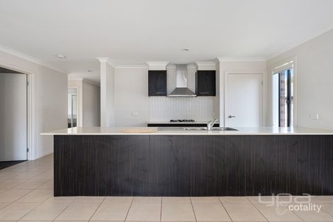 Property photo of 6 Cherry Close Harkness VIC 3337