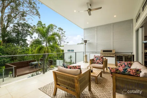 Property photo of 16 Emma Place Fig Tree Pocket QLD 4069