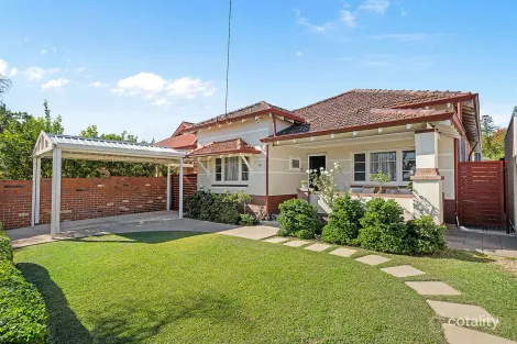136 Egina St, Mount Hawthorn, WA 6016