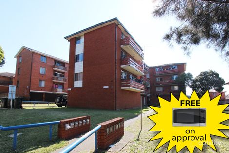 4/4 Hardy St, Fairfield, NSW 2165
