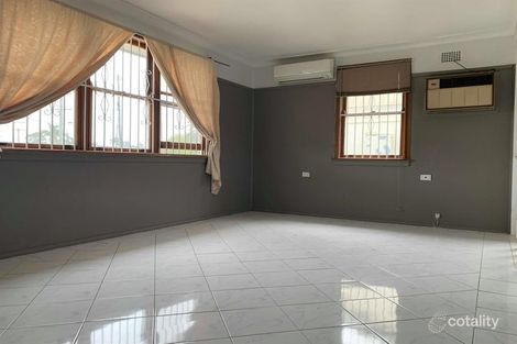 Property photo of 11 Barlow Crescent Canley Heights NSW 2166