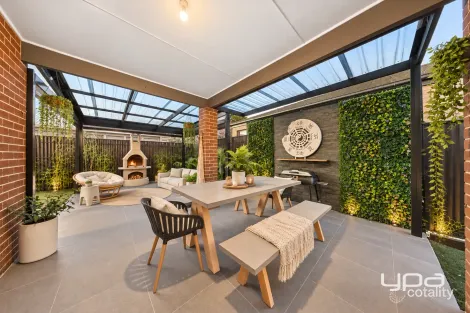 Property photo of 7 Derham Drive Point Cook VIC 3030