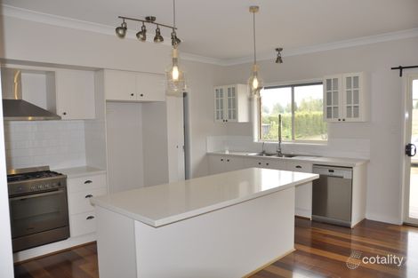 Property photo of 34 Windsor Crescent Moss Vale NSW 2577
