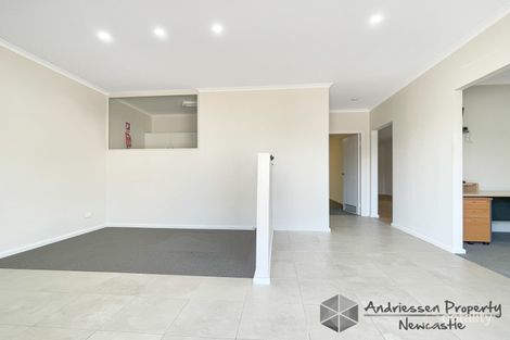 Property photo of 2/9 Arnhem Close Gateshead NSW 2290