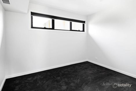 Property photo of 2/2 Maple Court Heidelberg West VIC 3081