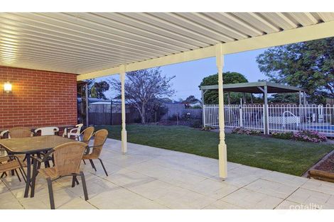 Property photo of 16 Ardross Crescent Morphett Vale SA 5162