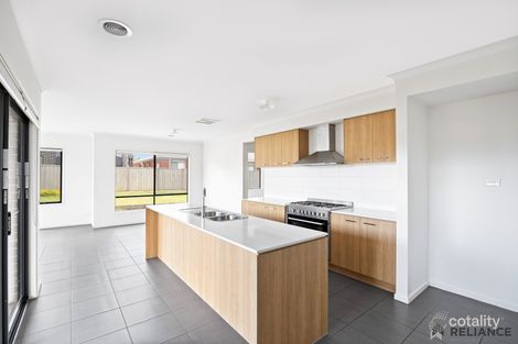 Property photo of 12 Brossard Road Mickleham VIC 3064