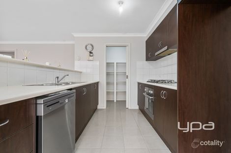 Property photo of 2 Cover Drive Sunbury VIC 3429
