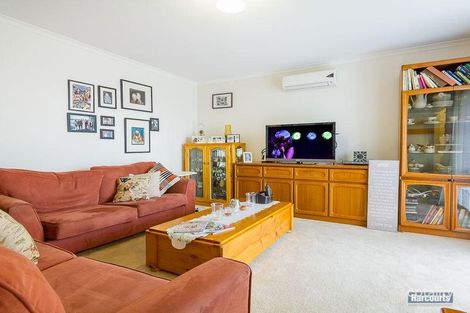 Property photo of 2/23 Albert Road Drouin VIC 3818