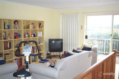 Property photo of 2/69 Brisbane Water Drive Point Clare NSW 2250