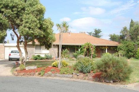 2 Sophia Pl, Melton West, VIC 3337