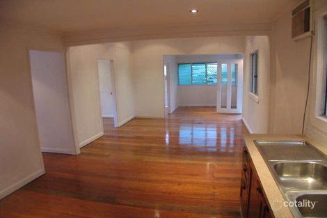 52 Jones St, Westcourt, QLD 4870