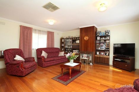 Property photo of 60 Mulhall Drive St Albans VIC 3021