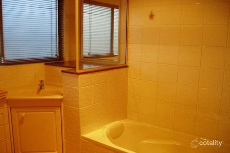 Property photo of 10 Lorraine Close Thornton NSW 2322