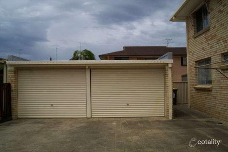 Property photo of 4/12 Christina Court Mermaid Waters QLD 4218