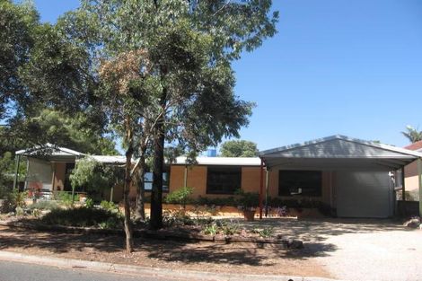 10 Wendy Ave, Valley View, SA 5093