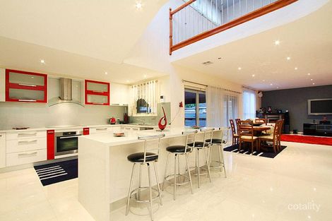 Property photo of 85 Grenda Drive Mill Park VIC 3082