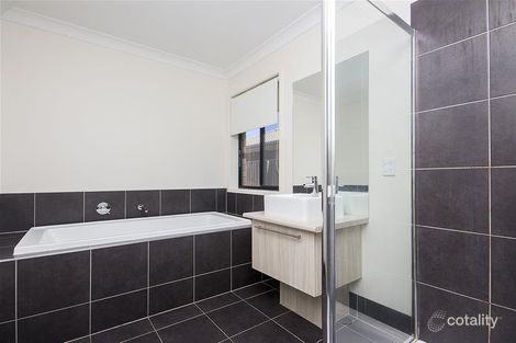 Property photo of 61 Beaumont Drive Pimpama QLD 4209