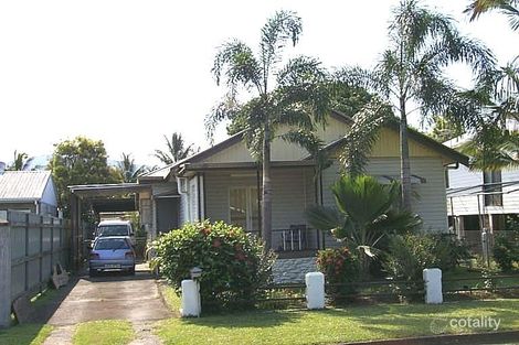 25 Hill St, Manunda, QLD 4870